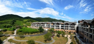 Yangming Springs and Spa Resort in Ningbo | Best Rates & Deals on Orbitz