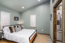 *Downtown Location*Hot Tub*Fenced Yard for Dogs* in Long Beach | Best Rates & Deals on Orbitz