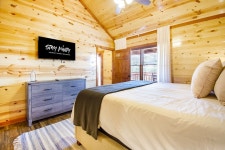 💎 ULTRA 🥂 LUXE CABIN | 🦋✨ MAGNIFICENT 🌈 VIEWS | Kareoke Room in Sevierville | Best Rates & Deals on Orbitz