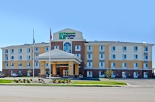 Holiday Inn Express and Suites Williston, an IHG Hotel in Williston | Best Rates & Deals on Orbitz