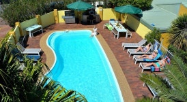  키아마 쇼어스 모텔, 키아마 | 익스피디아  호텔 예약