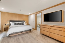 SA Beach Suites #1 | Luxury Suite with Fireplace and Ocean Views in Los Angeles | Best Rates & Deals on Orbitz