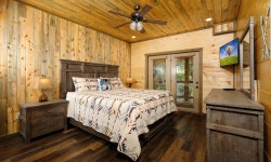 Treehouse River Lodge | One-of-a-kind Cabin! 👀 Private Treehouse + Pool = Family Memories ✨ in Sevierville | Best Rates... 
