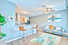 Comfy 3 BR House in Houston | Best Rates & Deals on Orbitz