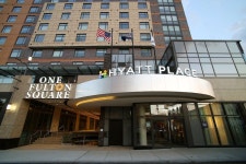 Hyatt Place Flushing/LaGuardia Airport, New York: $155 Room Prices & Reviews | Travelocity