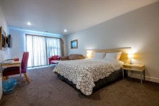 The Westhaven Motel, Fox Glacier: $56 Room Prices & Reviews | Travelocity