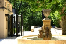     레 로지스 생-빅투아르 (엑상프로방스, 프랑스) | 익스피디아