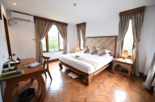 Zfreeti Hotel in Nyaung-U | Best Rates & Deals on Orbitz