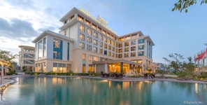  무옹 탄 홀리데이 촹 빈 호텔, 동호이 | 익스피디아  호텔 예약