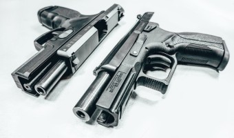 Pistol Pictures | Download Free Images & Stock Photos on Unsplash