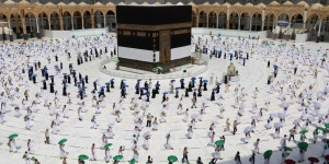 Saudi Arabia Holds Modest Hajj in Mecca Amid Coronavirus Worries - WSJ Saudi Arabia Holds Modest Hajj in Mecca Amid Coronavirus... 