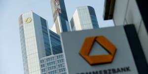 Commerzbank Upbeat on Outlook After Surprise 1Q Profit - WSJ Commerzbank Upbeat on Outlook After Surprise 1Q Profit