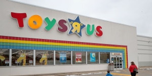 Toys ‘R’ Us Wins Court Approval to Close U.S. Stores - WSJ Toys ‘R’ Us Wins Court Approval to Close U.S. Stores