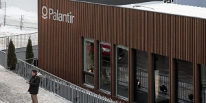 Peter Thiel’s Secretive Data Giant Palantir Finally Raking in Cash - WSJ Peter Thiel’s Secretive Data Giant Palantir Finally... 
