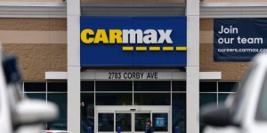 CarMax Terminates CEO Bill Nash; Stock Slides Premarket - WSJ CarMax Cuts Ties With CEO, Expects Weak Third Quarter