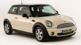 ID:882011 - Wallpaper Abyss  2006 Mini Cooper HD Wallpaper | Background Image | 1920x1080 | ID:882011