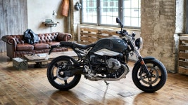 BMW R nineT in a Living Room 4k Ultra HD Wallpaper | Background Image | 3840x2160 | ID:1064545 - Wallpaper Abyss  BMW R nineT in... 