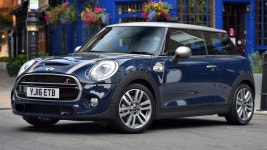 ID:882002 - Wallpaper Abyss  2016 Mini Cooper S Seven 3-door HD Wallpaper | Background Image | 1920x1080 | ID:882002