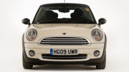 ID:882010 - Wallpaper Abyss  2006 Mini Cooper HD Wallpaper | Background Image | 1920x1080 | ID:882010