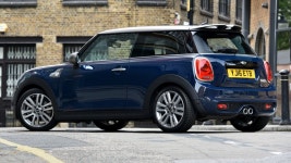 ID:882005 - Wallpaper Abyss  2016 Mini Cooper S Seven 3-door HD Wallpaper | Background Image | 1920x1080 | ID:882005
