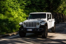 Jeep Gladiator 5k Retina Ultra HD Wallpaper | Background Image... Abyss  Jeep Gladiator 5k Retina Ultra HD Wallpaper | Background... 