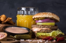 Burger Full HD Wallpaper and Background | 2400x1577 | ID:864004