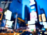 Defocused early evening street scene in New York City 이미지 (470615960) - 게티이미지뱅크 470615960 - 게티이미지뱅크