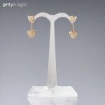 Gold rings (1304757824) - 게티이미지뱅크