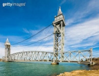 Canal Railroad Bridge 이미지 (135447953) - 게티이미지뱅크 135447953 - 게티이미지뱅크