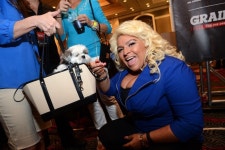 Dog the Bounty Hunter Honoring Beths Memory With Christmas Decor, Recipes
