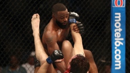 Tyron Woodley Fight Photos