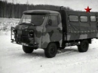 IMCDb.org: UAZ 3303 in Avtomobili v pogonakh, 2009 UAZ 3303 in Avtomobili v pogonakh