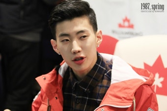 더쿠 - 한때 남자들이 미용실에 많이 들고갔다는 박재범 사진