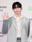 더쿠 - 투바투 2023 MAMA 레드카펫 사진
