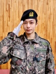 더쿠 - 몬스타엑스 형원 3사단 백골부대 신병교육대 훈련병 수료식.jpg
