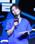 더쿠 - 메디컬 스릴러 ‘하이퍼나이프’ 제작발표회 박경림 착장