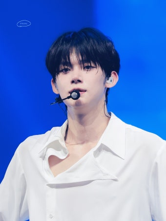 더쿠 - 나 계속 시카고에 있었는데 (롤라팔루자 영상 닳도록 본다는 뜻) 아침에 이 사진 보고 서울로 돌아옴
