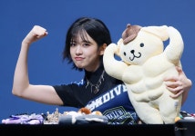 더쿠 - 🍋 제로 나인 언제 풀리려나