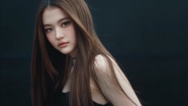 더쿠 - 분위기 미친 테디걸그룹 미야오 멤버 엘라 그로스