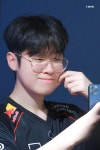 더쿠 - ㅍㅁ 우제사진 이거 봄? 나도 모르게 저장함