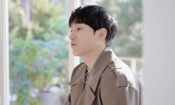더쿠 - 취향에 따라 갈릴 것 같은 김필 헤어스타일