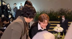 더쿠 - 결혼식 사회:신동엽 주례:하지원 축가:이효리 드레스이모님:장도연 그리고... 조혜련