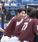 더쿠 - 재니가 섭섭해할만두.....( ◔ᴗ◔ )✧