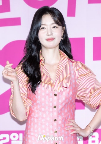 더쿠 - 곧 첫방 예정인 JTBC <놀아주는 여자> 엄태구, 한선화, 권율 제작발표회 기사사진.jpg