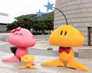 더쿠 - 대전 마스코트 TOP2 우주 아기요정 꿈돌이 vs 그냥 수리