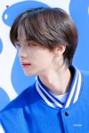 더쿠 - 투어스 신유 뒷머리 긴데