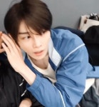 더쿠 - 성찬, 찬영.... 폭룡적인 내추럴 헤어스타일...