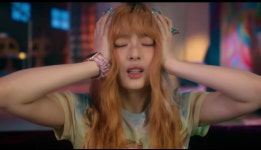 더쿠 - 사랑스럽게 나온 하니의 사랑 대작전 뮤비 라잇나우 내용