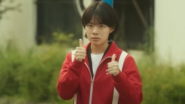 더쿠 - 영화 <하이파이브> 예고편 속 배우 이재인🥋