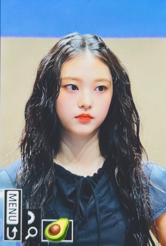 더쿠 - 오늘 팬싸 중인 뉴진스 완전체